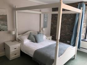 Room 7 - Double Room, Ensuite with Bath